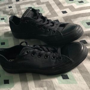 Black converse size 8 women